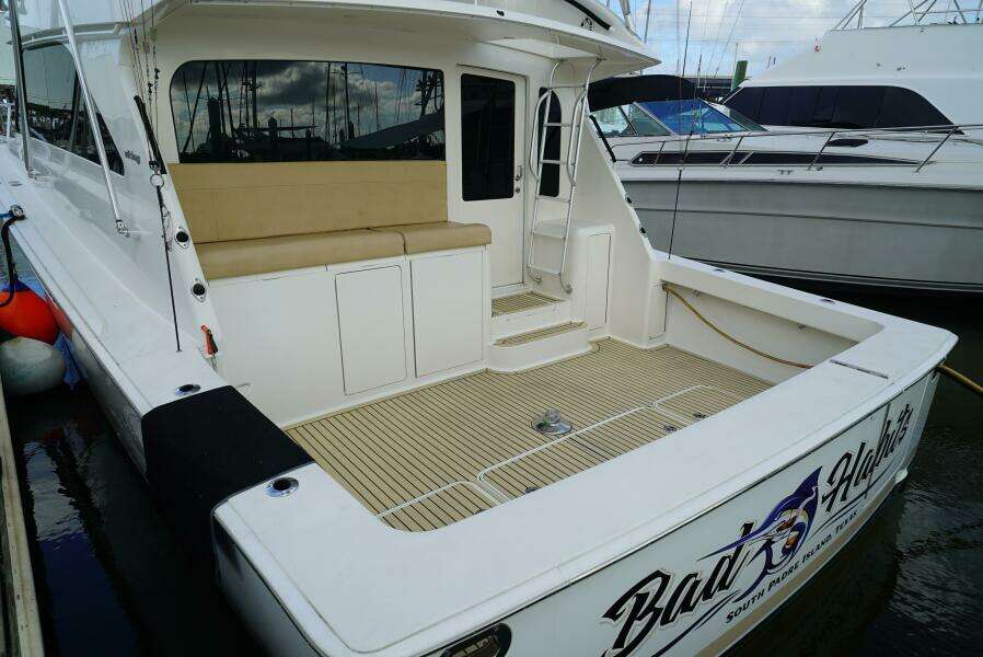 2007 Viking 45 Convertible Bad Habits