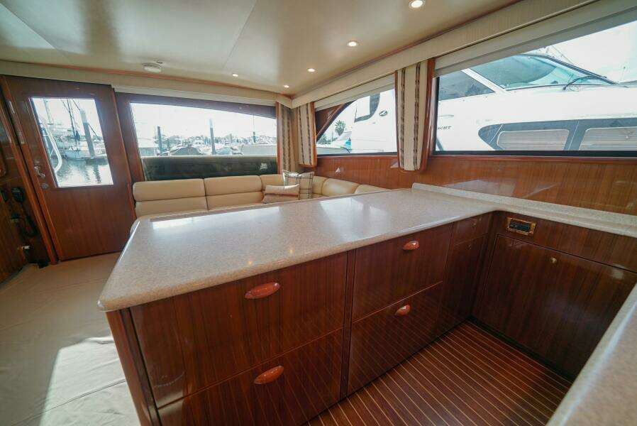 2007 Viking 45 Convertible Bad Habits