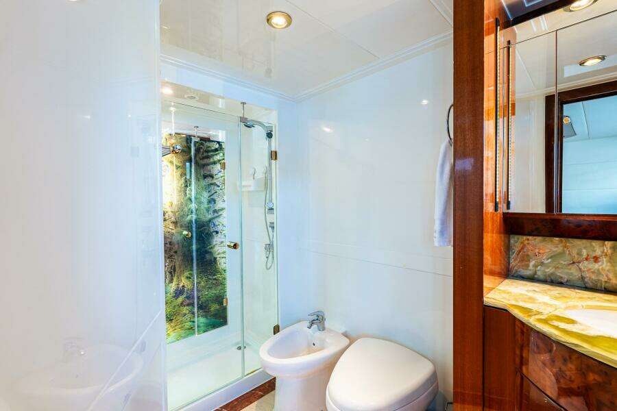 2007 Mystica Skylounge