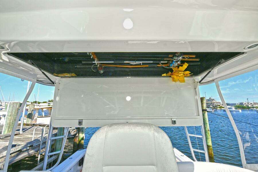 2007 Cabo Express with Tower