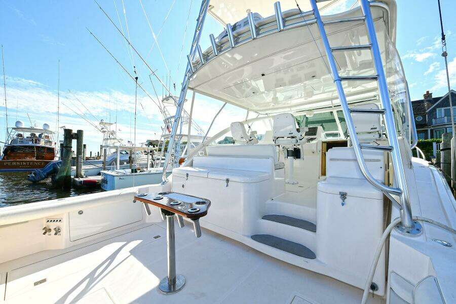 2007 Cabo Express with Tower