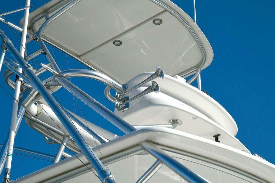 2007 Cabo Express with Tower