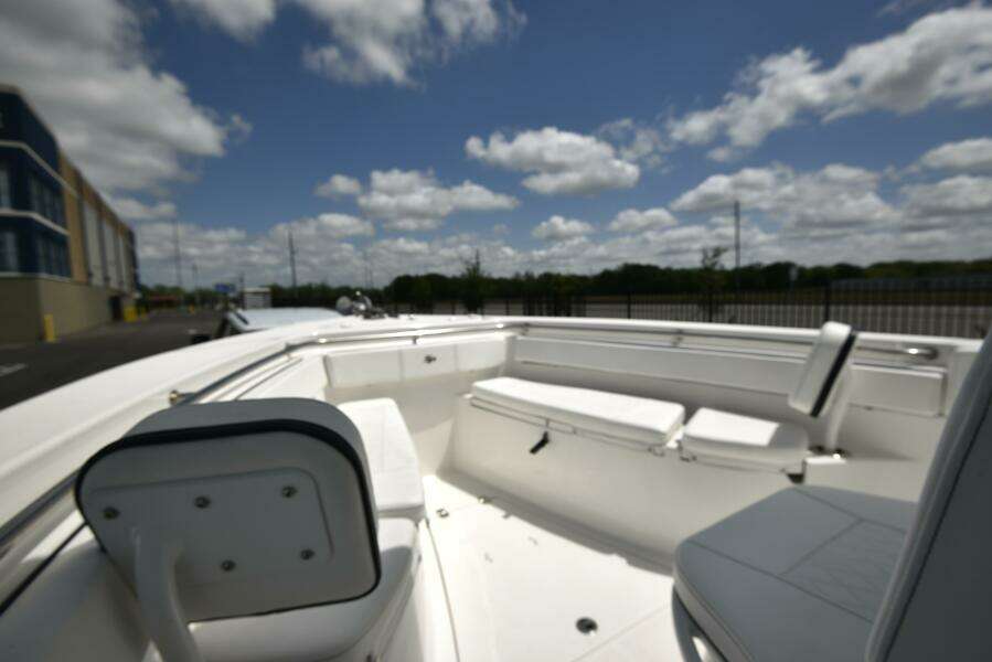 2023 Sea Pro 239 Deep V DLX