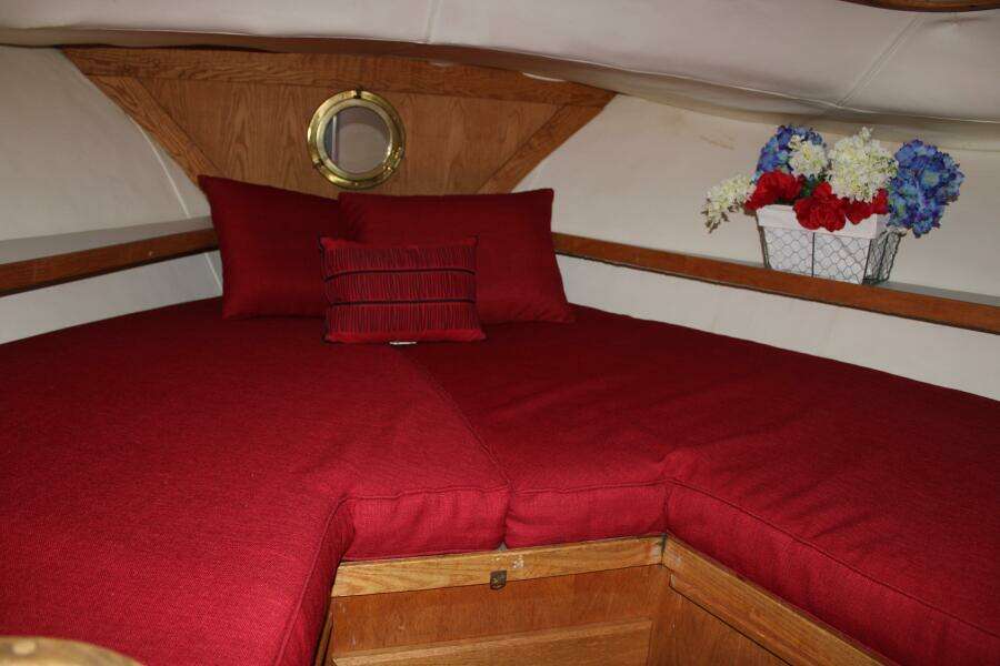 1986 Mainship 40' Double Cabin