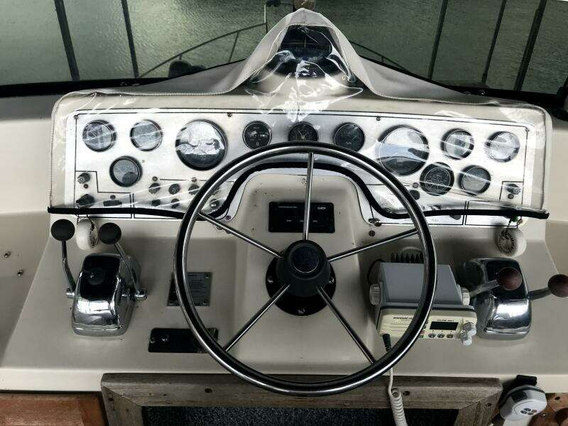 1986 Mainship 40' Double Cabin