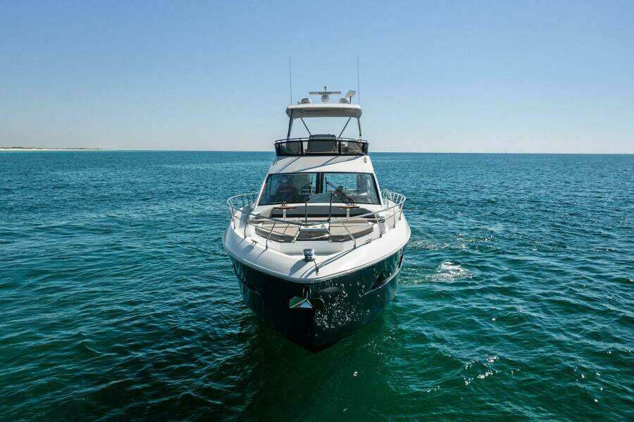 2023 Cruisers Yachts 60 Cantius Fly- Bow