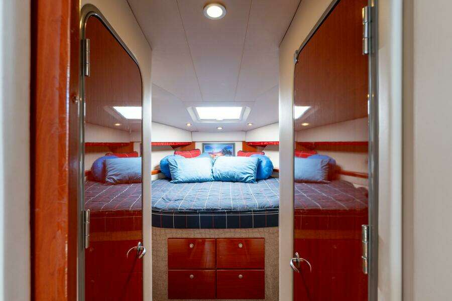 2007 Formula 45 Yacht