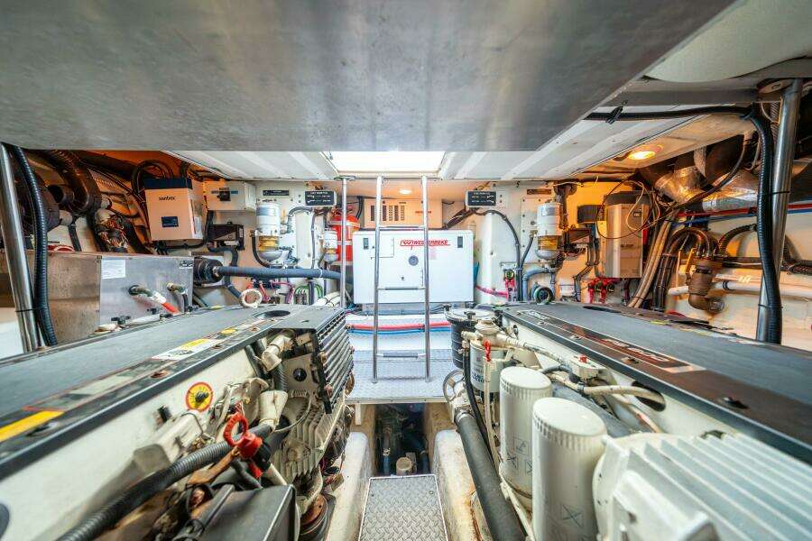 2007 Formula 45 Yacht