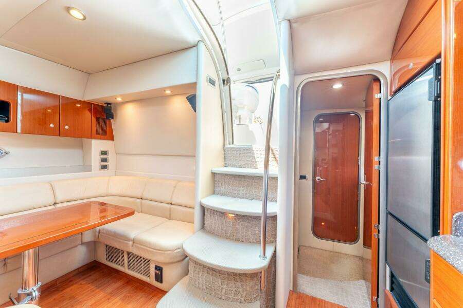 2007 Formula 45 Yacht