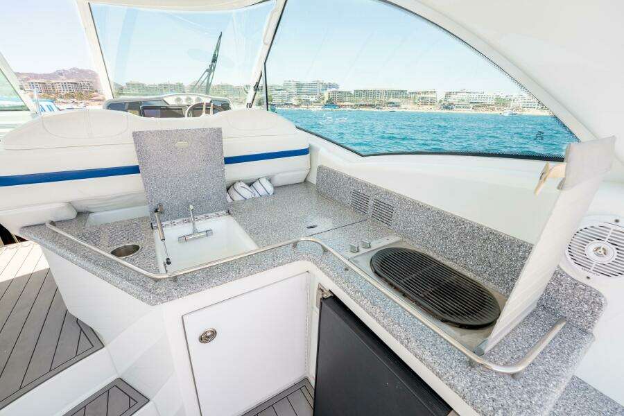 2007 Formula 45 Yacht