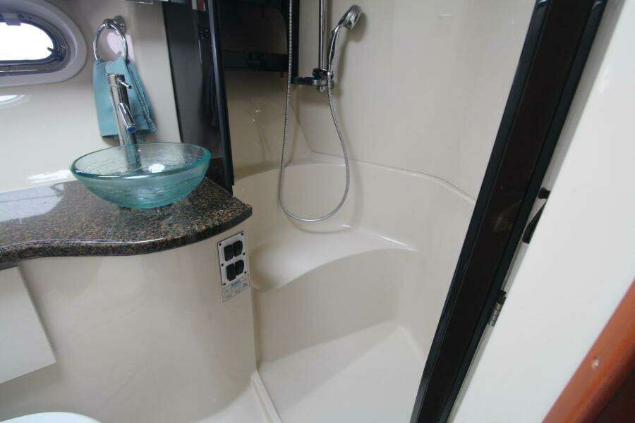 2006 Four Winns 378 Vista