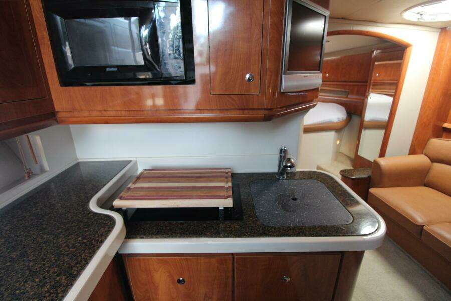 2006 Four Winns 378 Vista