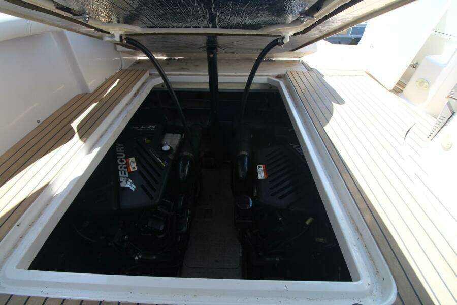 2006 Four Winns 378 Vista