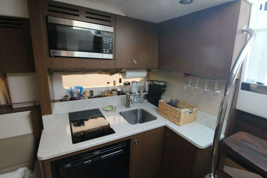 2014 Sea Ray 350 Sundancer