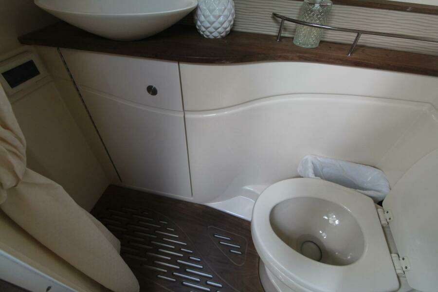 2014 Sea Ray 350 Sundancer