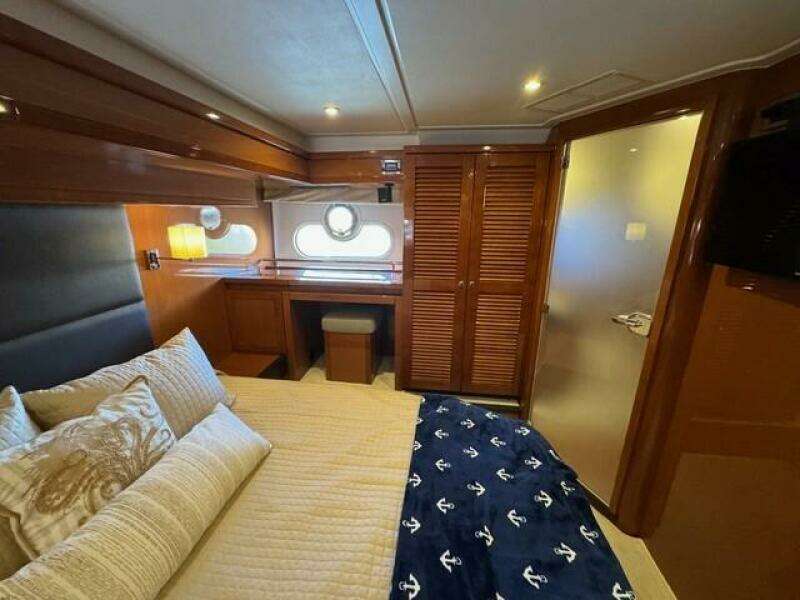 2017 Beneteau Swift Trawler 50 -Master State Room