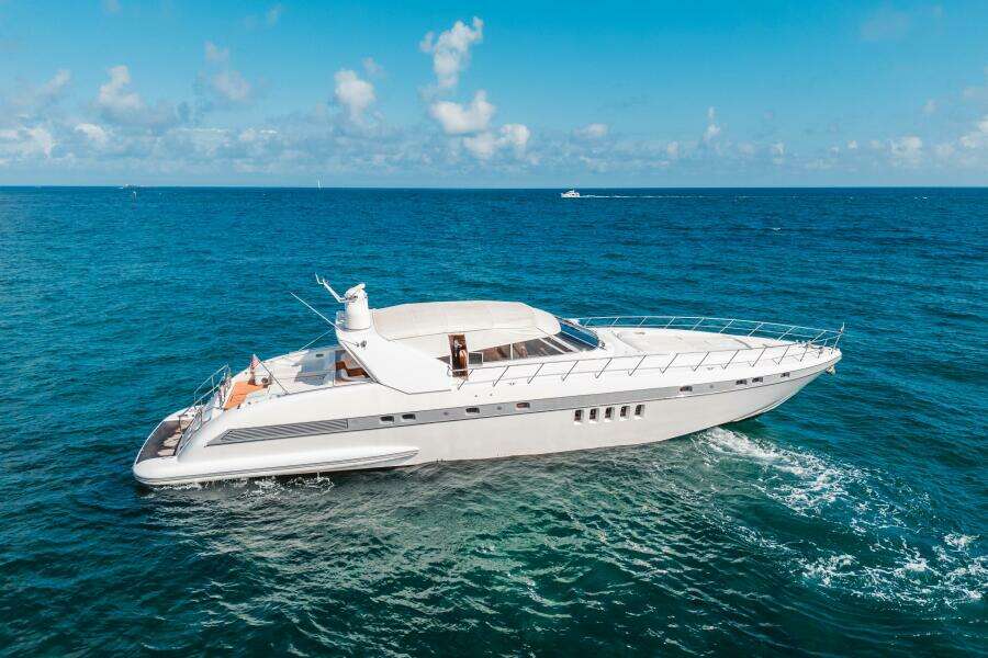 2001 Mangusta 80