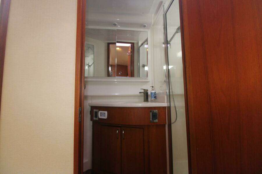 2013 Cabo 40 Hardtop Express