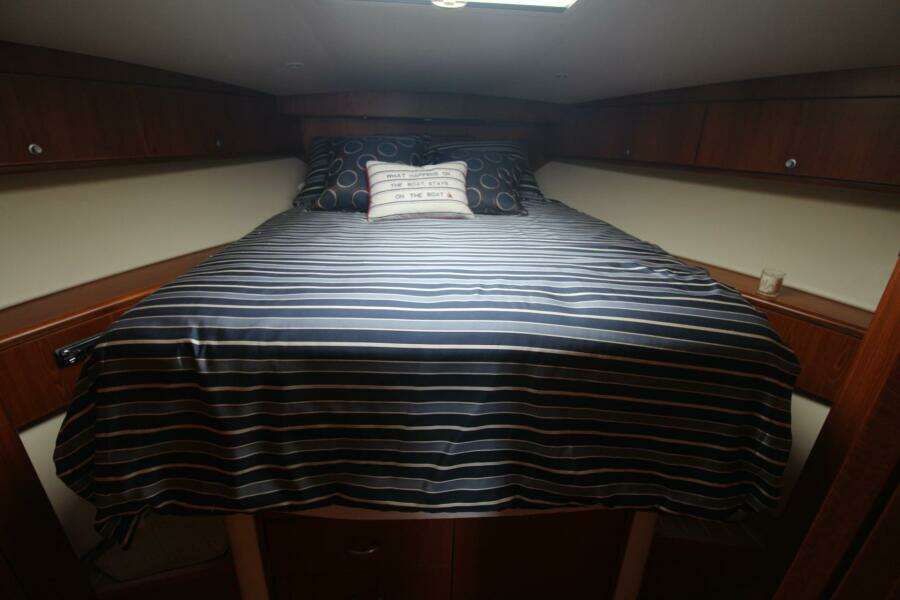 2013 Cabo 40 Hardtop Express