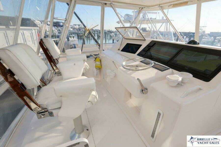 2005 Viking 45 Convertible