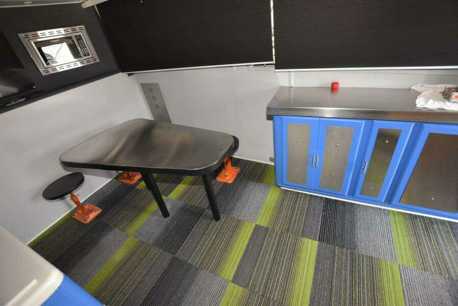 1997 Viking 50 Convertiblle