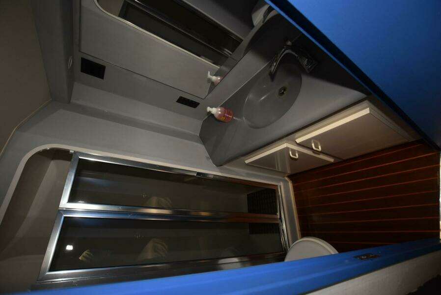 1997 Viking 50 Convertiblle