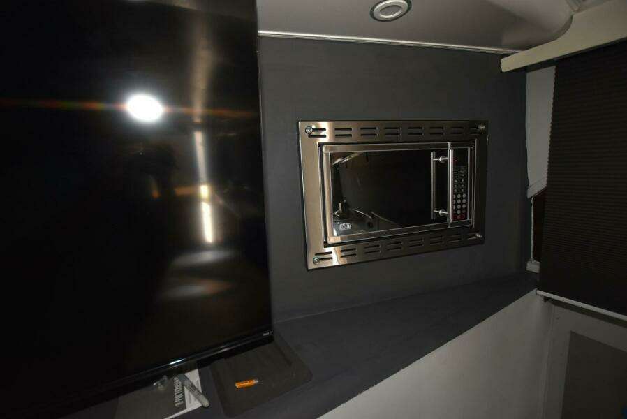 1997 Viking 50 Convertiblle