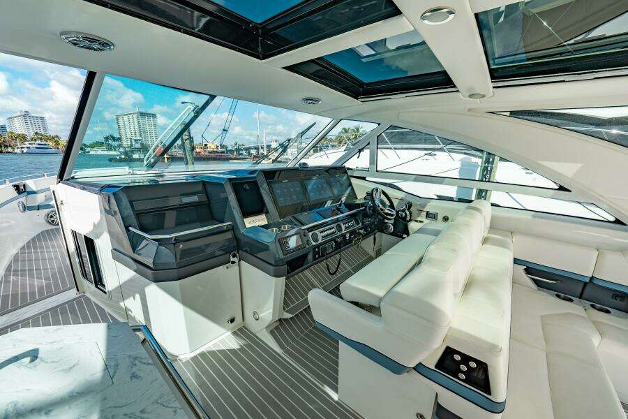 2018 Formula 430 Supersport Crossover