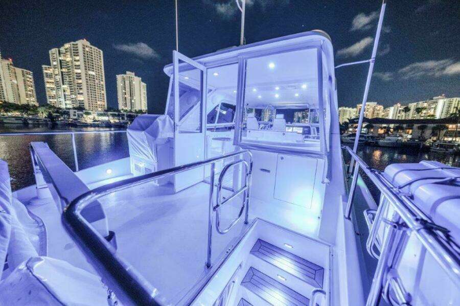 2006 Cheoy Lee Motoryacht