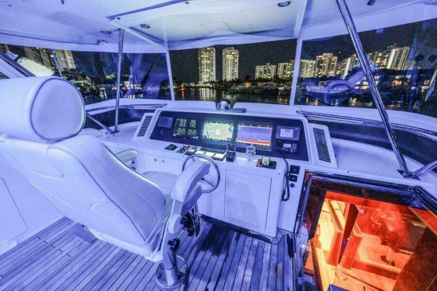 2006 Cheoy Lee Motoryacht