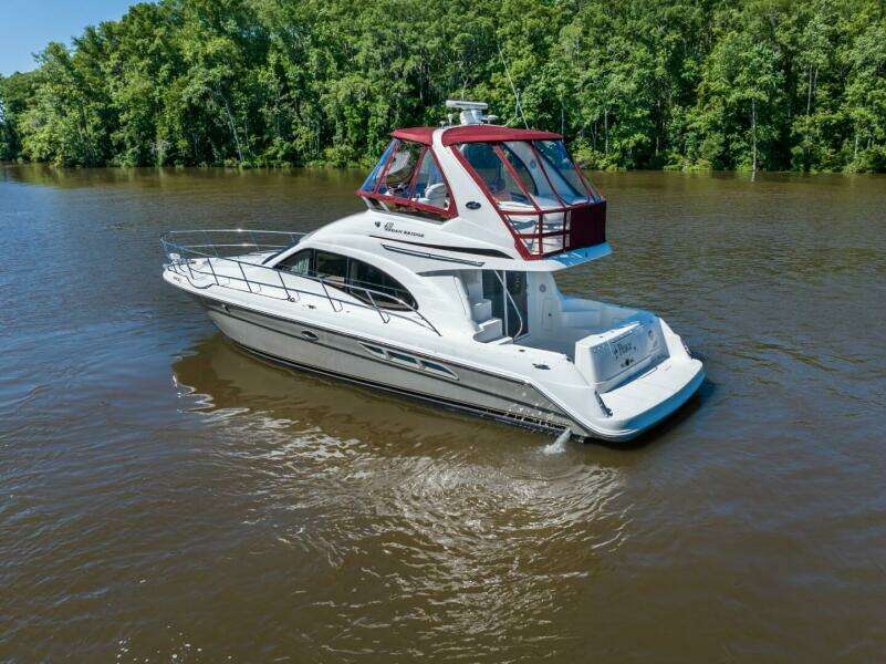 2005 Sea Ray 420 Sedan Bridge