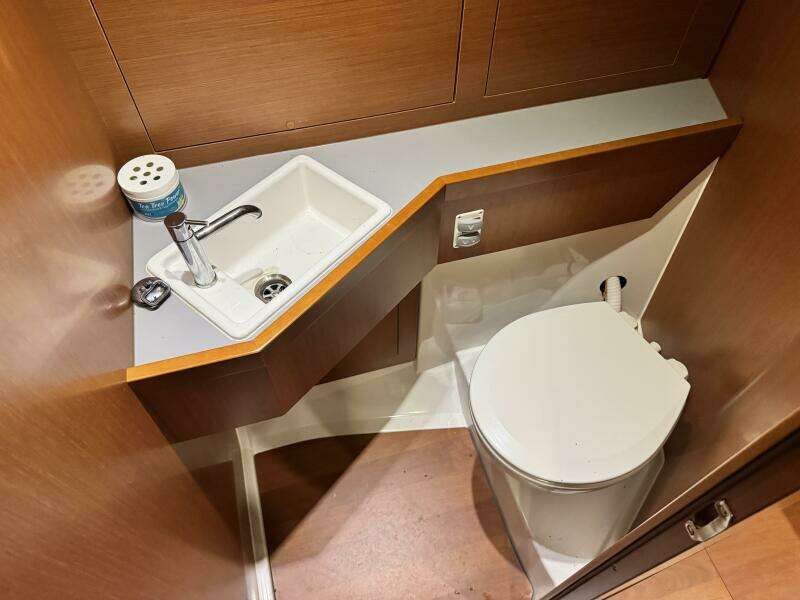 2014 Beneteau Oceanis 48