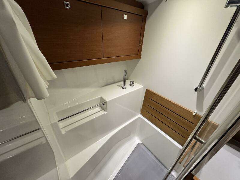 2014 Beneteau Oceanis 48