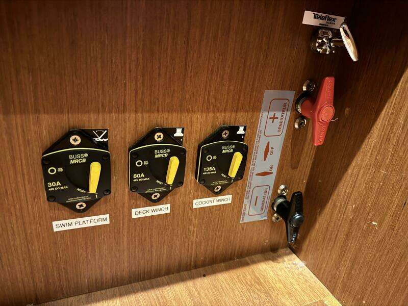 2014 Beneteau Oceanis 48