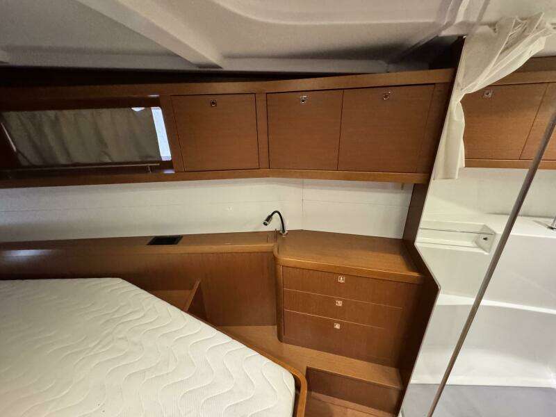 2014 Beneteau Oceanis 48