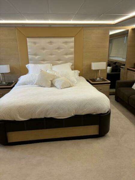 2009 Astondoa 95 GLX