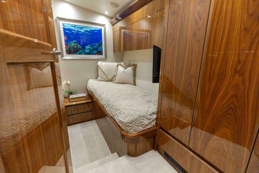 2018 Viking 62 Convertible- Da'Grits-Guest Stateroom