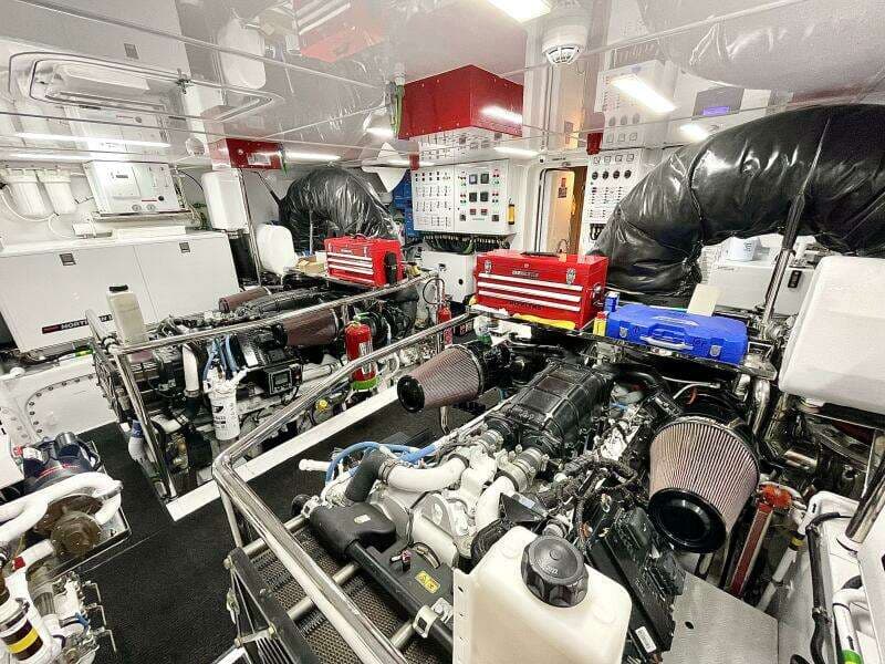 2021 Hargrave Skylounge Flush Deck