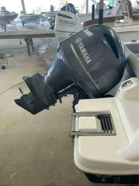 2022 NauticStar 2102 Legacy