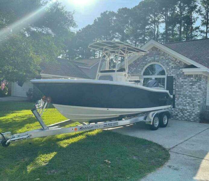 2022 NauticStar 2102 Legacy