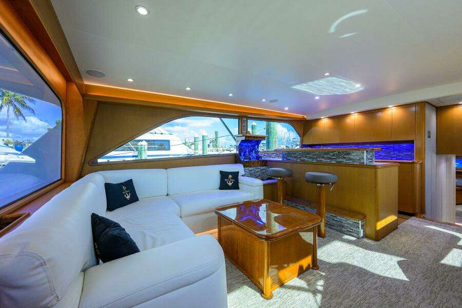 Viking 61 Reel King - Salon