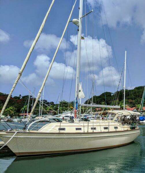 2006 Island Packet 370