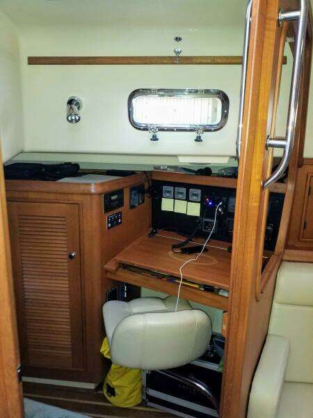 2006 Island Packet 370