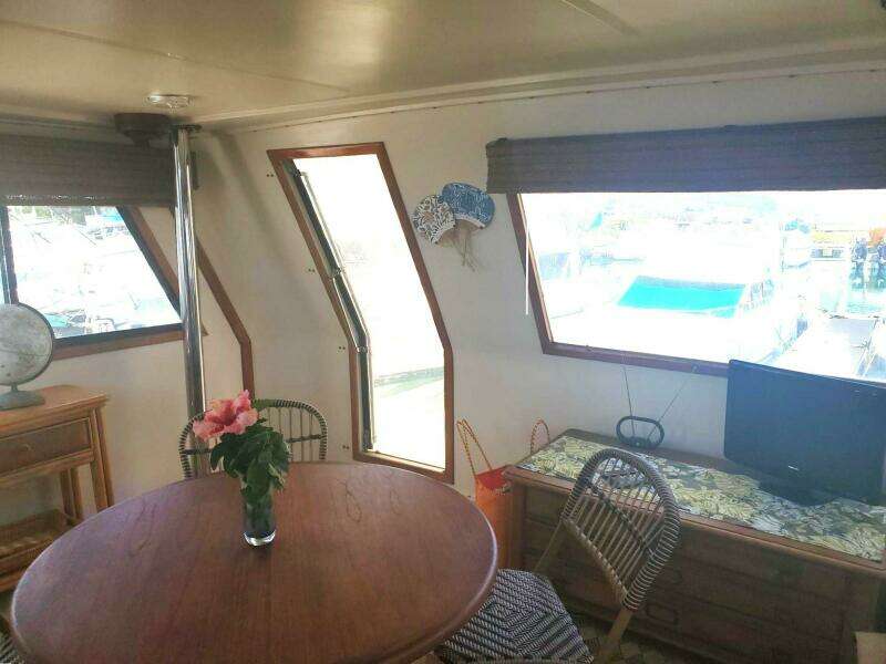 1985 Californian 5239 Cockpit Motor Yacht