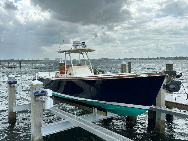 2002 Hinckley Talaria 29 C