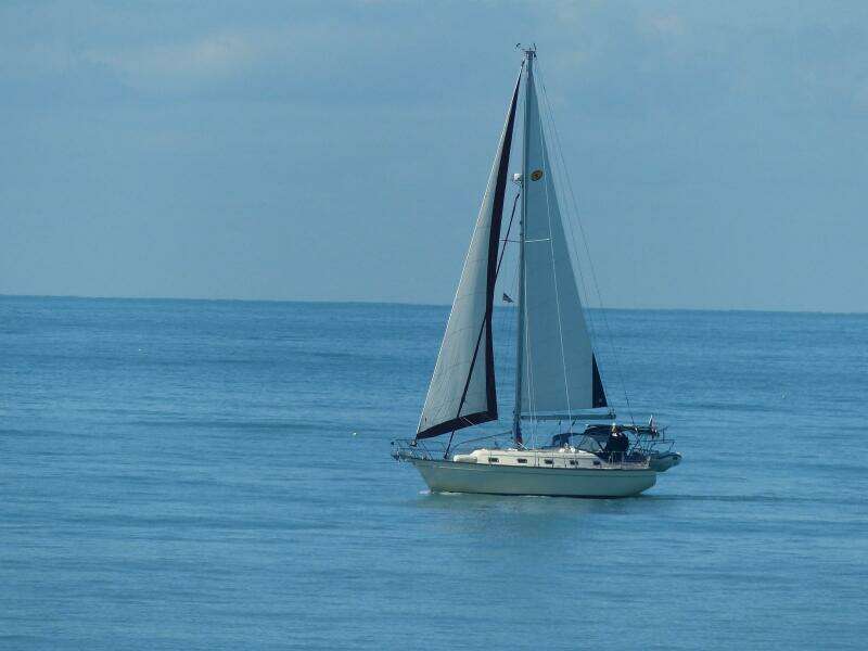 1999 Island Packet 380