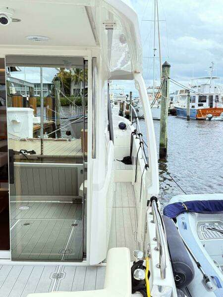 2021 Greenline 39 Hybrid - Great Loop