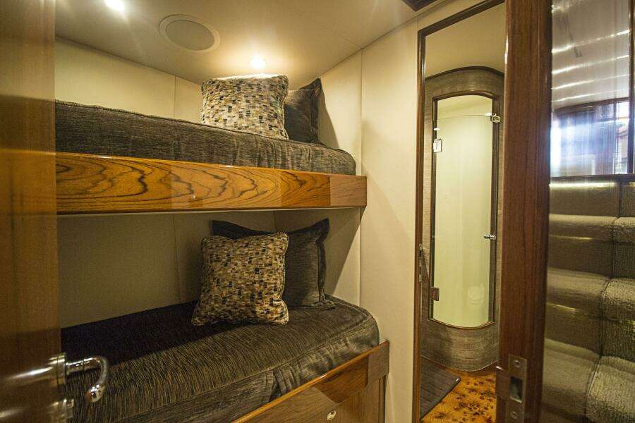 2000 Merritt 80 Sportfish