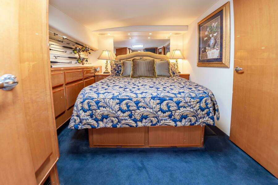 2001 Viking 50 Convertible