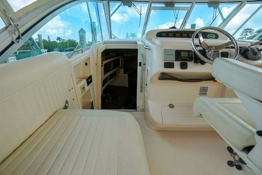 2007 Grady-White Express 360